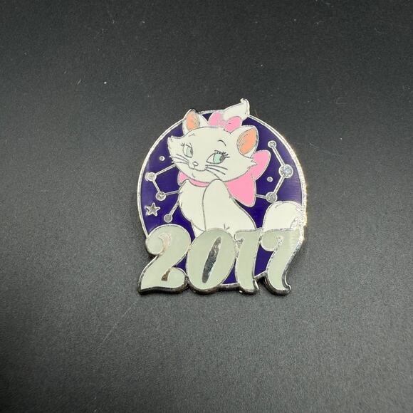 Disney Aristocats Trading Pin Marie 2017 - Picture 1 of 5
